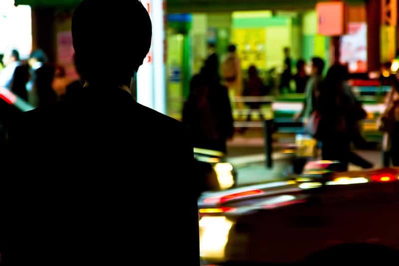 仕事帰りの社会人